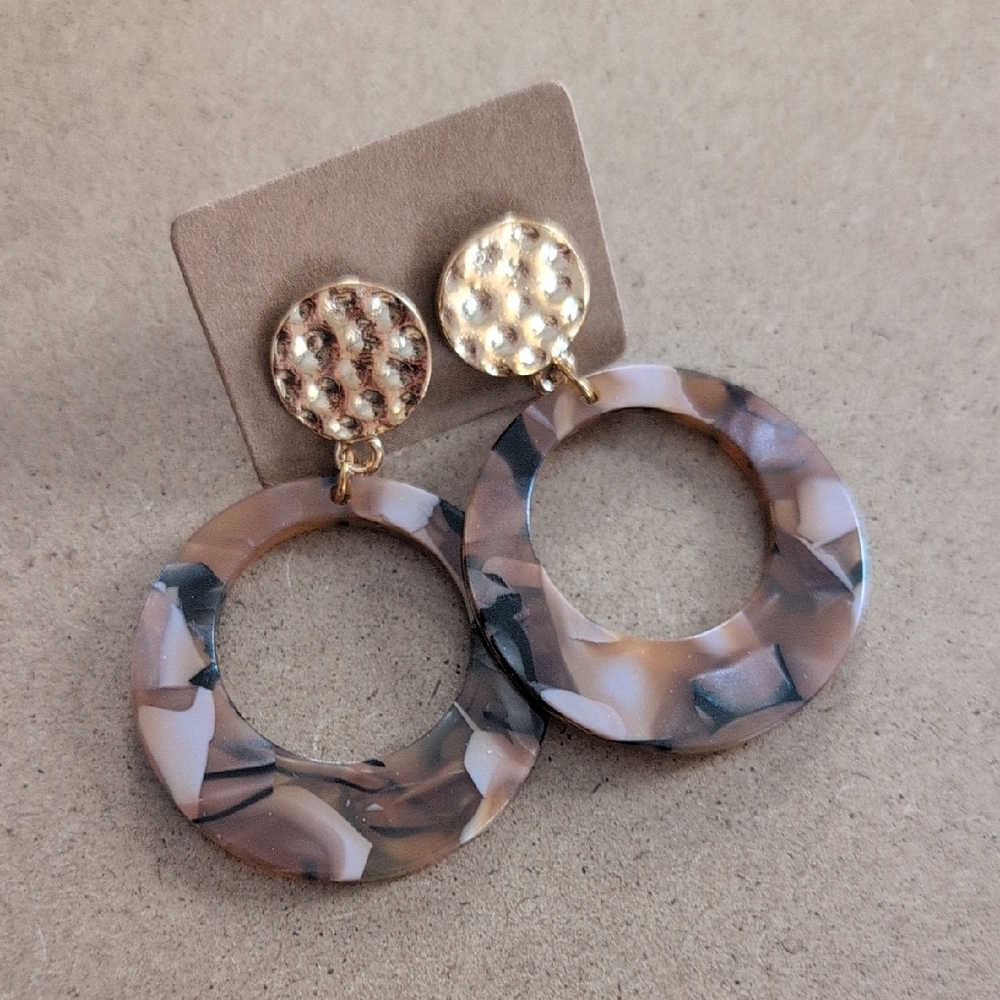 Elegant Gold and Brown Fashion Earrings